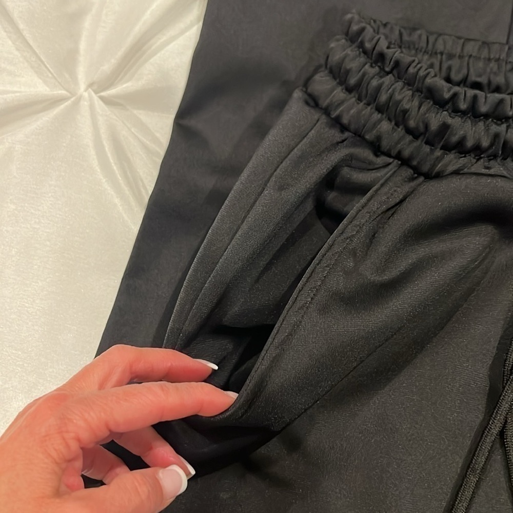 BOOHOO MAN NYLON PANTS SIZE XS - Picture 5 of 8